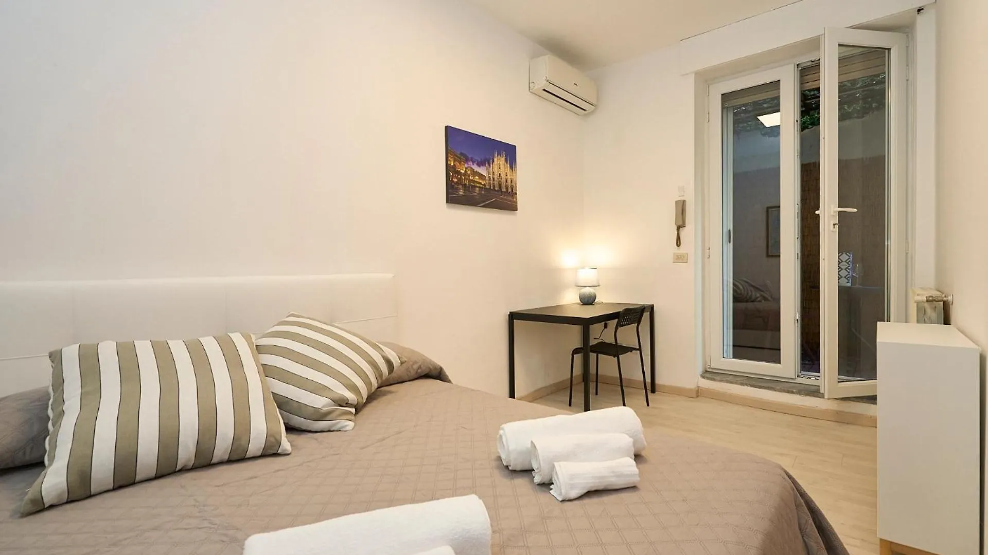 Apartment Garden Loft - 20 Minutes Walk From City Life-Duomo Milan