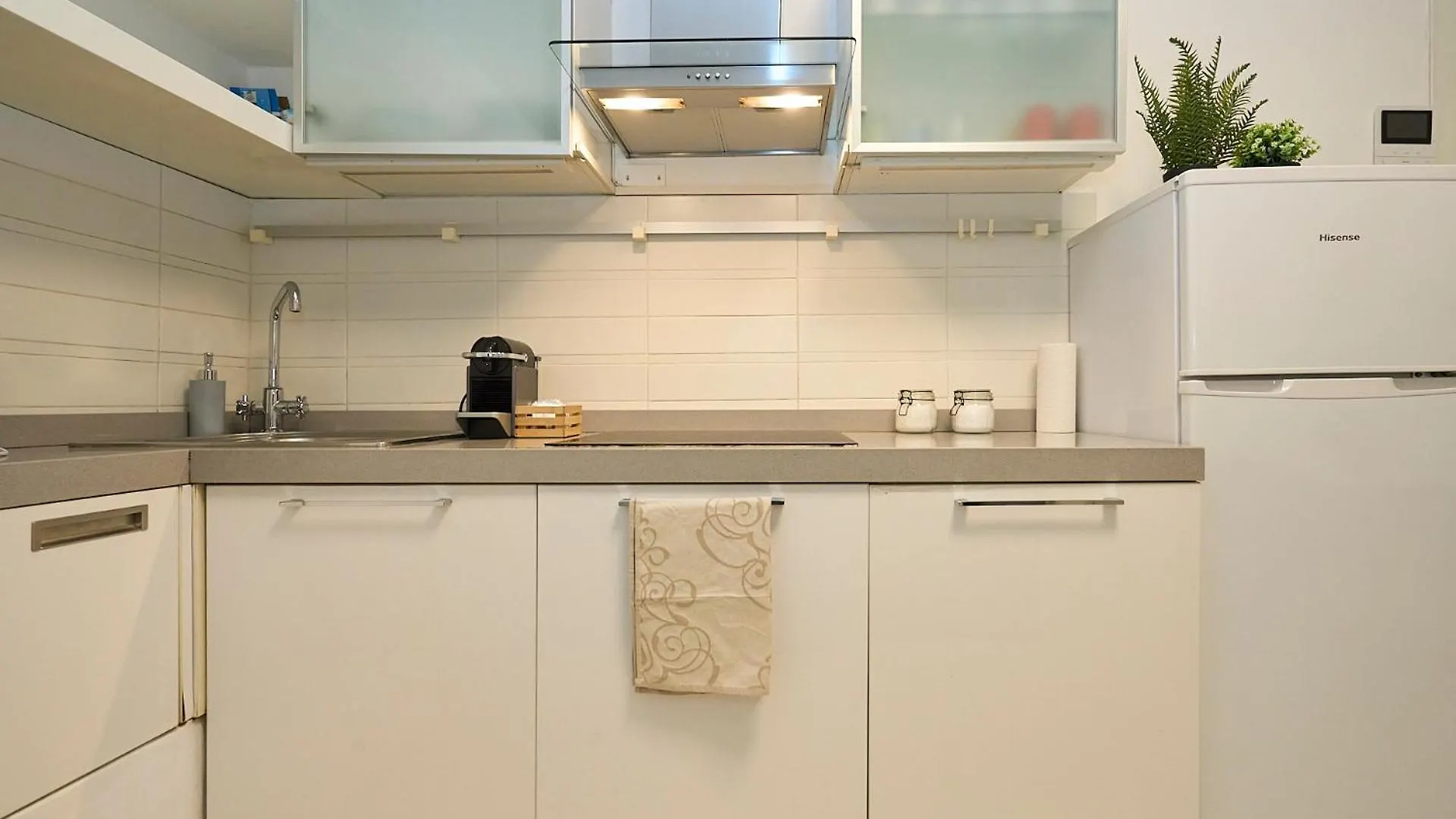 Garden Loft - 20 Minutes Walk From City Life-Duomo Milan 0*,  Italy
