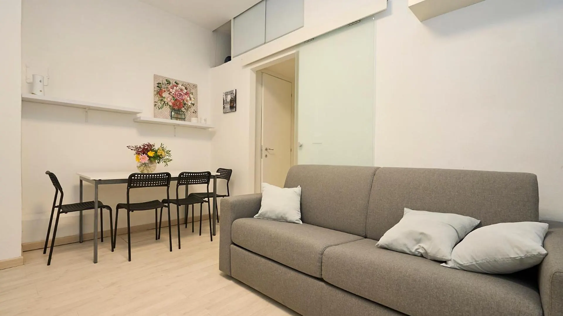 Apartment Garden Loft - 20 Minutes Walk From City Life-Duomo Milan Italy